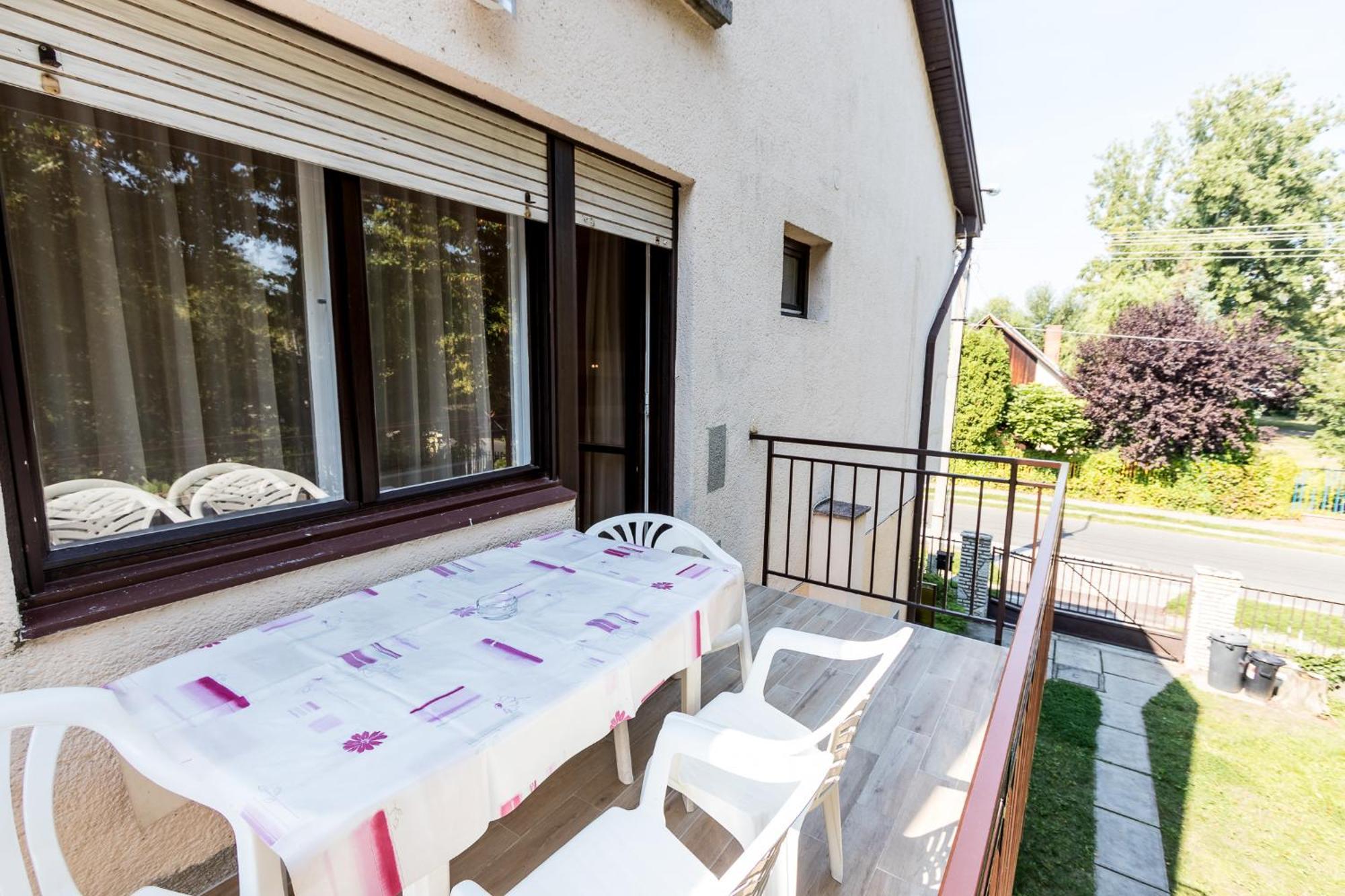 Lara Apartments Siofok Luaran gambar