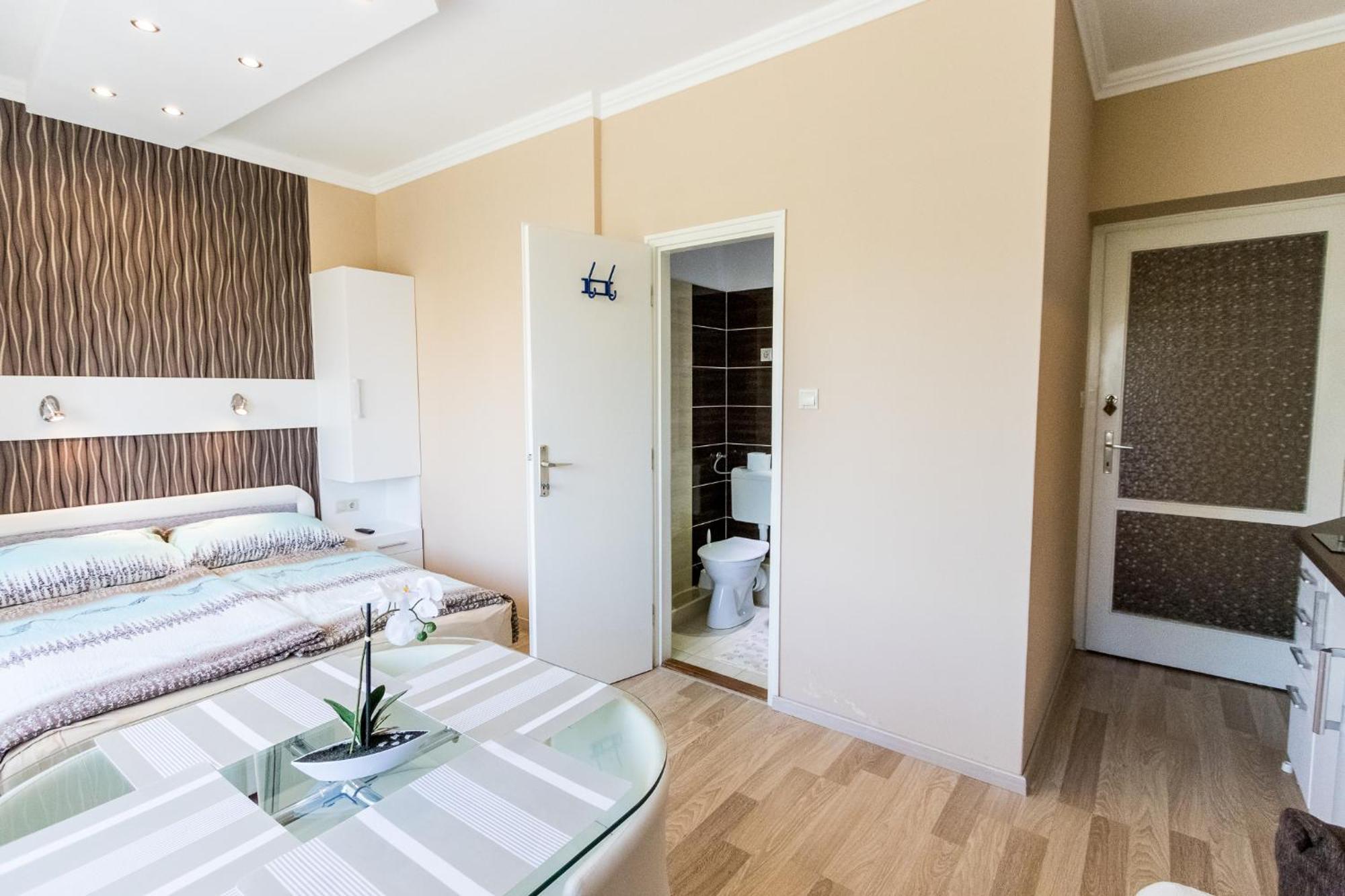 Lara Apartments Siofok Luaran gambar